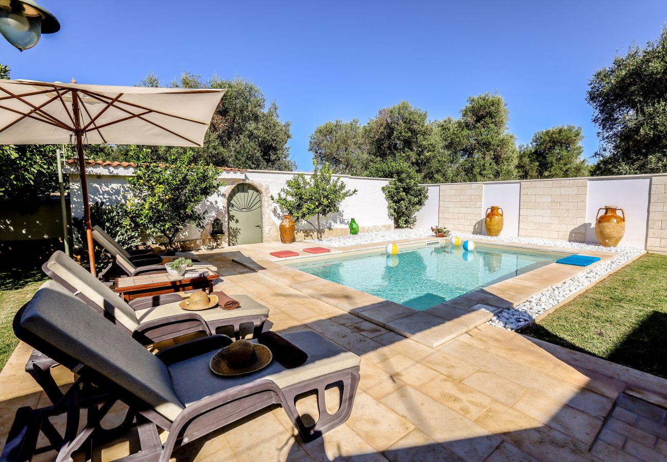 Villa a San Michele Salentino - Ellea by Pugliadamare