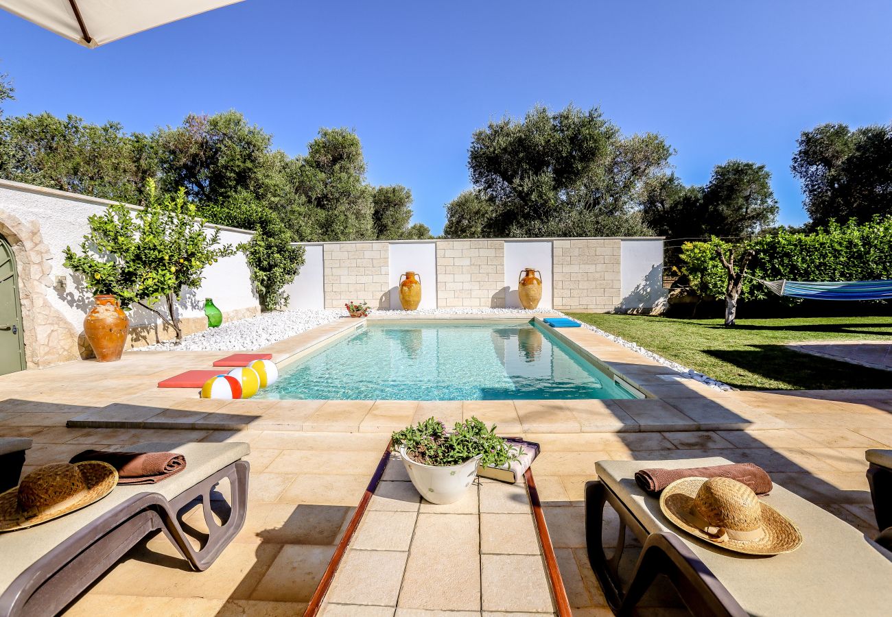 Villa a San Michele Salentino - Ellea by Pugliadamare