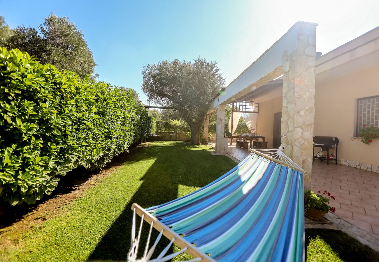 Villa a San Michele Salentino - Ellea by Pugliadamare