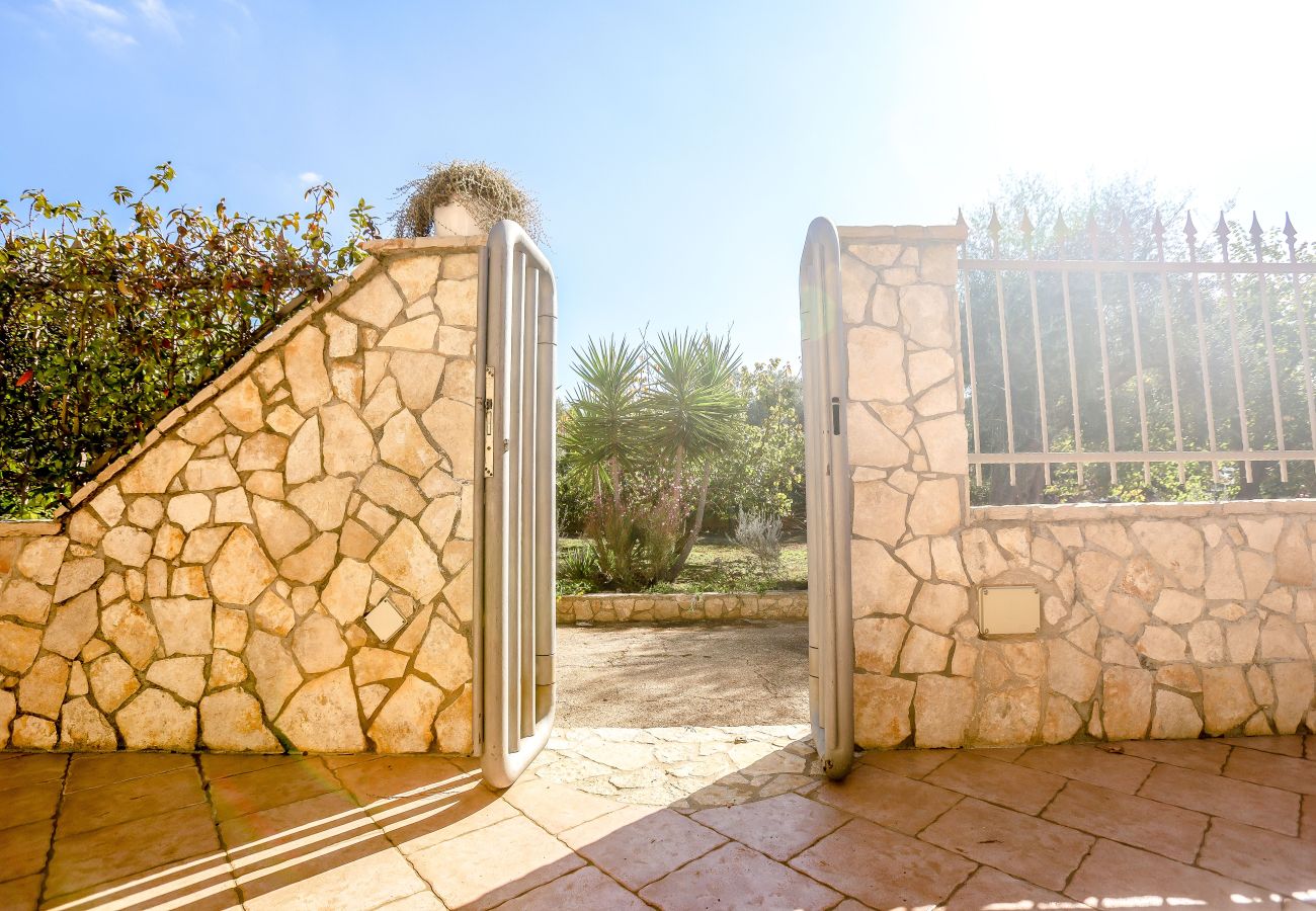 Villa a San Michele Salentino - Ellea by Pugliadamare