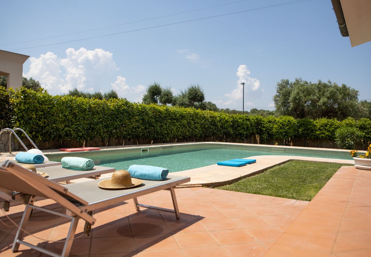 Villa a San Michele Salentino - Villa Ellea by pugliadamare