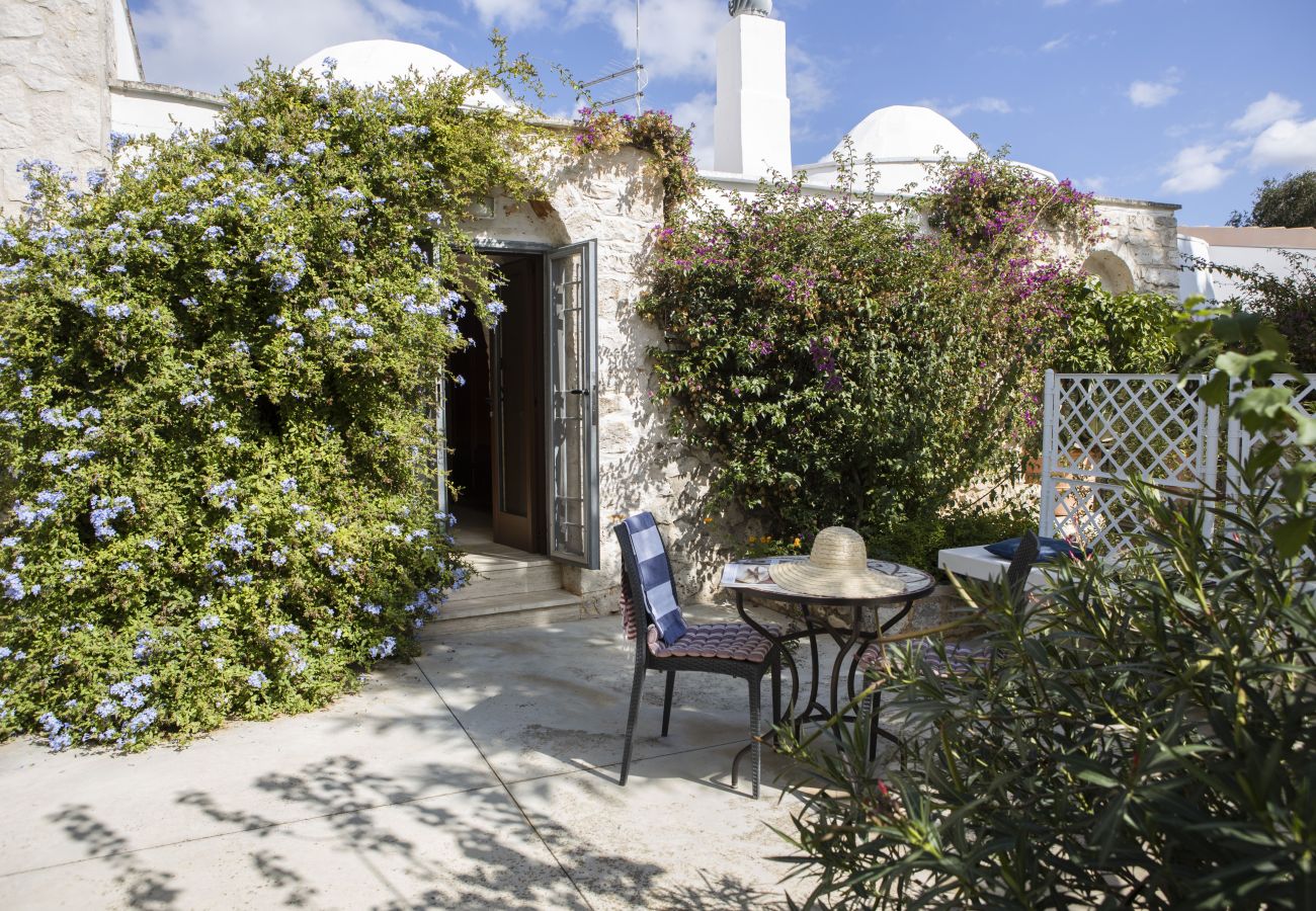 Trullo a San Michele Salentino - Esclusiva tenuta salentina by Pugliadamare