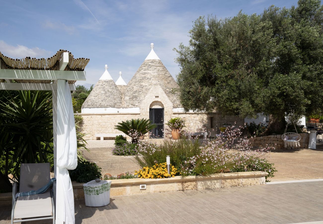 Trullo a San Vito dei Normanni - trullo oron call by pugliadamare