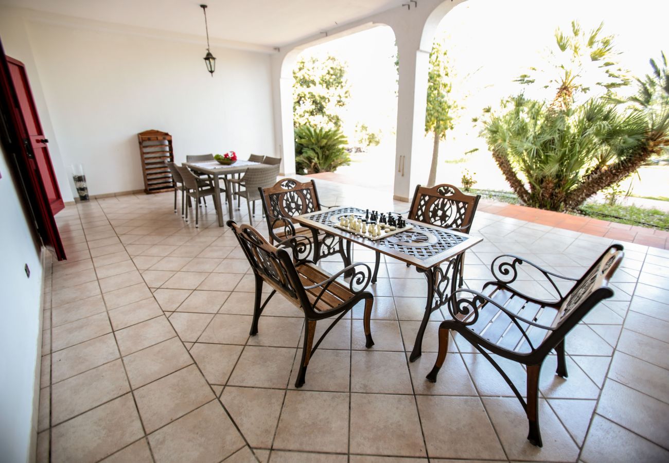 Villa a Ostuni - Villa privata a Ostuni ,piscina privata e wifi satellitare by Pugliadamare