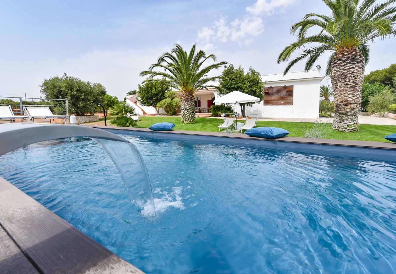 Villa a Ostuni - Villa privata a Ostuni ,piscina privata e wifi satellitare by Pugliadamare