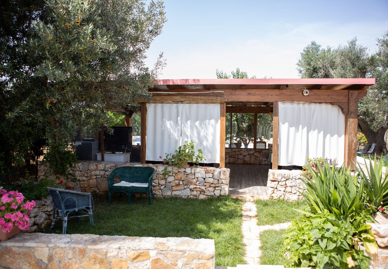 Trullo a Ceglie Messapica - Trullo nonna Netta by pugliadamare