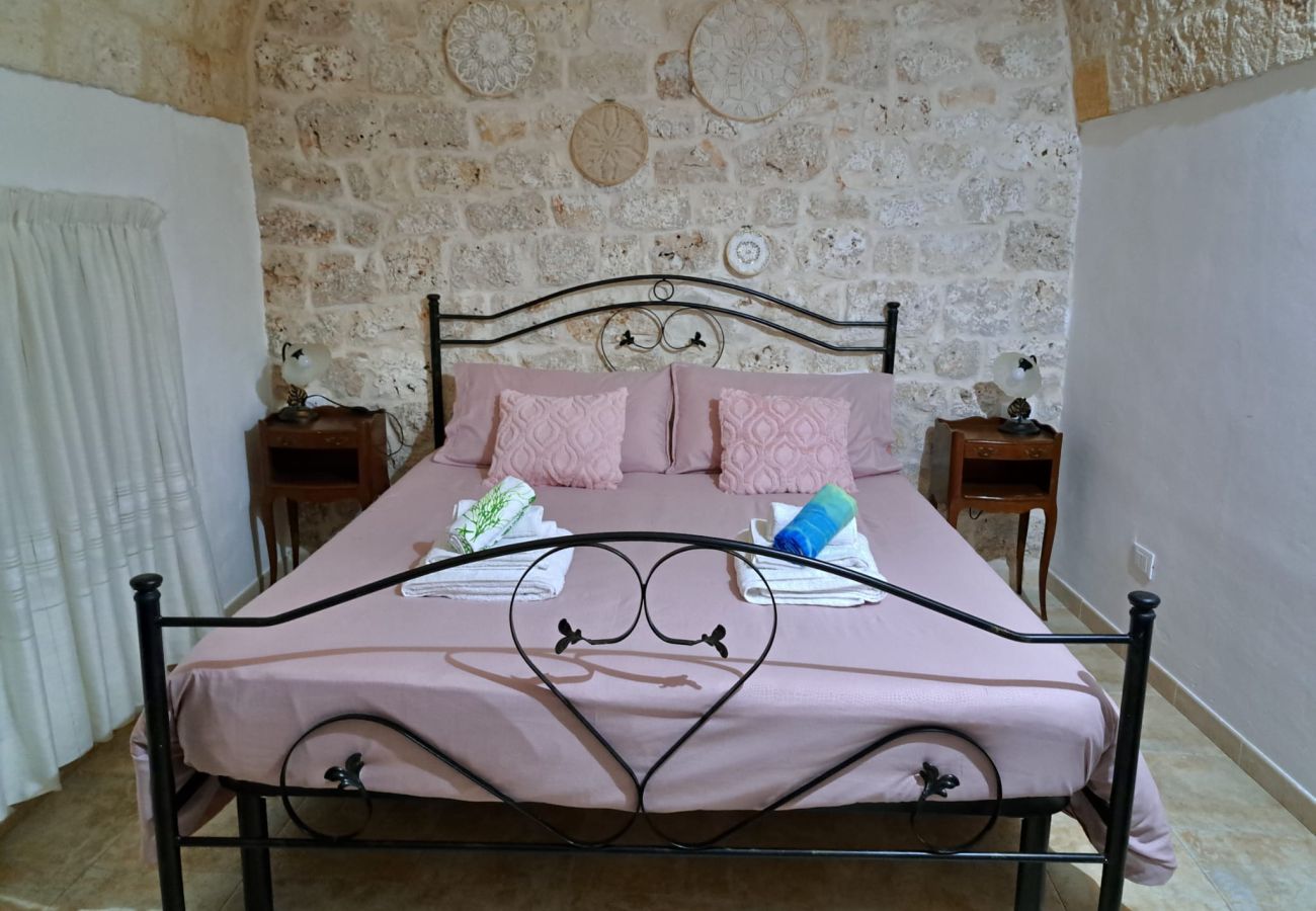 Trullo a Ceglie Messapica - Trullo nonna Netta by pugliadamare