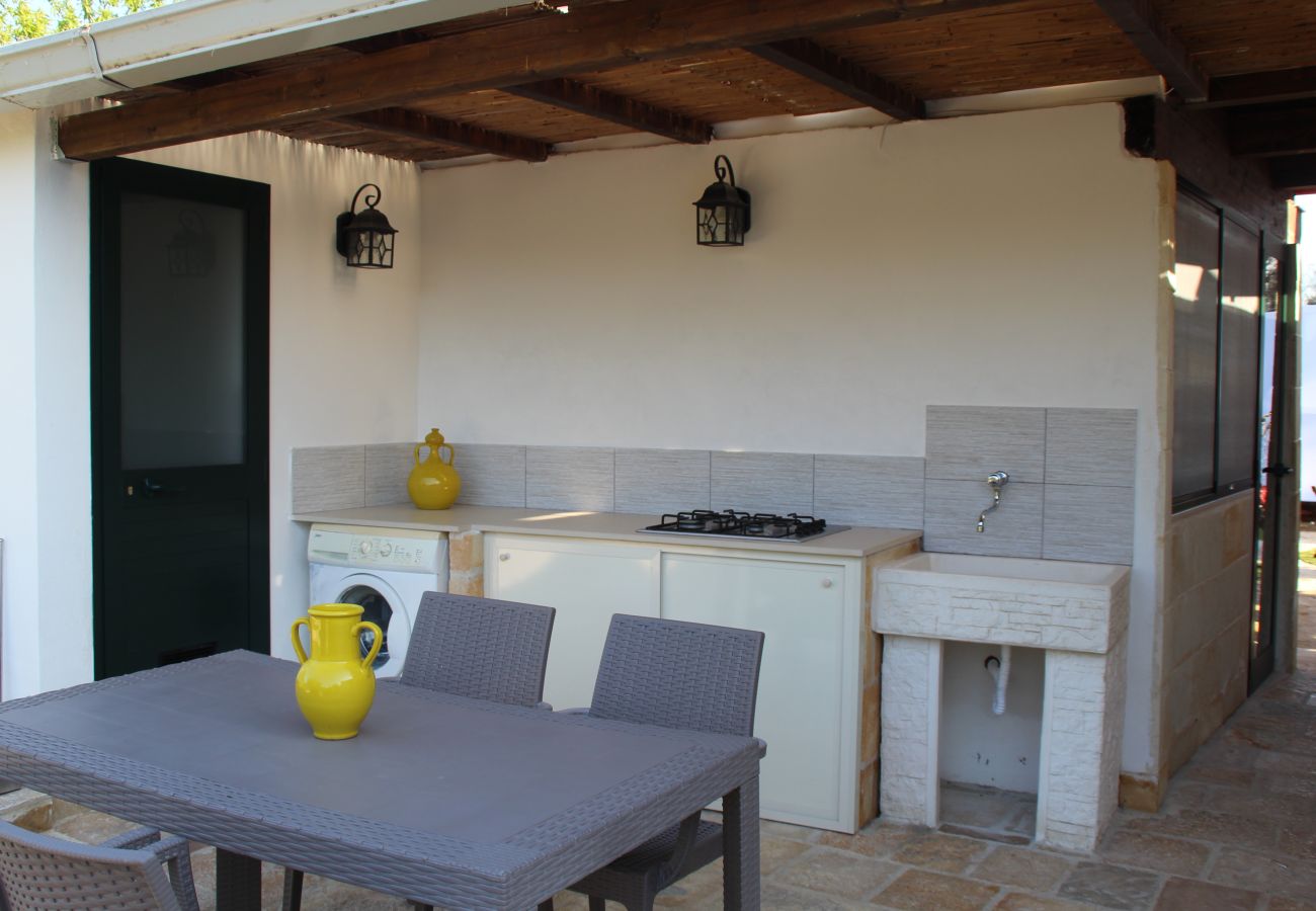 Trullo a Ceglie Messapica - Trullo nonna Netta by pugliadamare