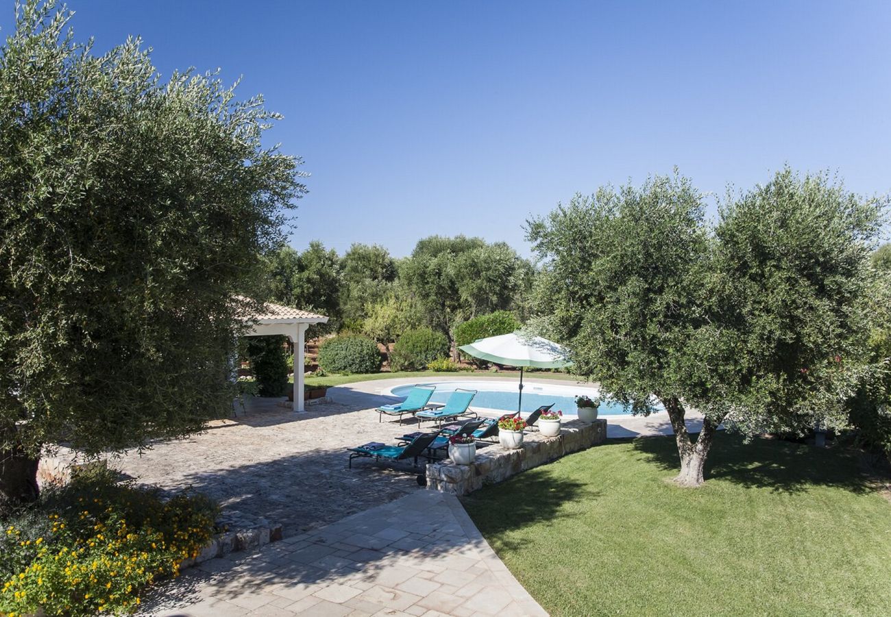 Trullo a San Michele Salentino - trulli stella by pugliadamare