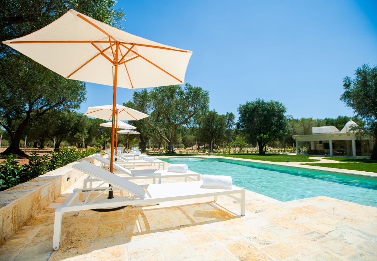 Trullo a Francavilla Fontana - Trulli Margherita by Pugliadamare