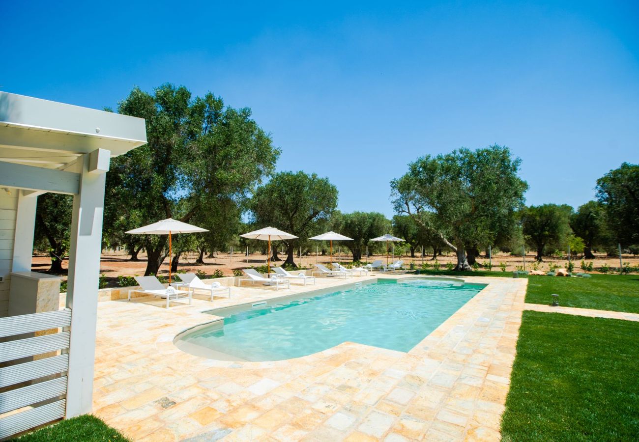 Trullo a Francavilla Fontana - Trulli Margherita by Pugliadamare