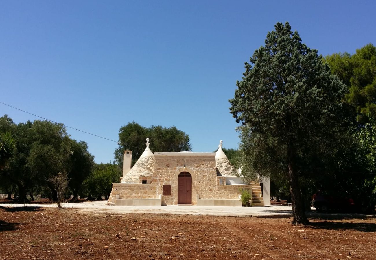 Trullo a Ceglie Messapica - Trullo Sotto le Stelle by Pugliadamare