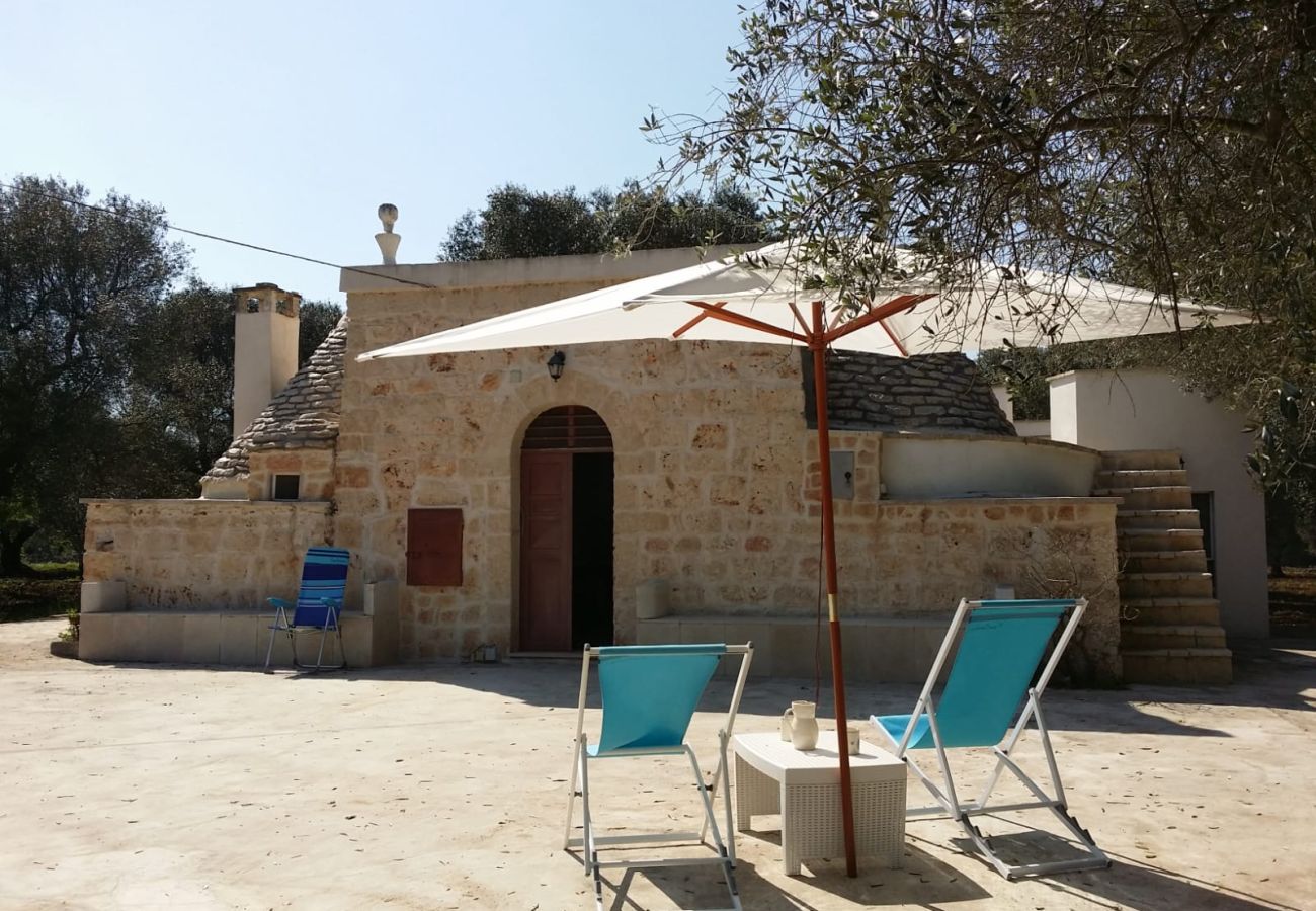 Trullo a Ceglie Messapica - Trullo Sotto le Stelle by Pugliadamare