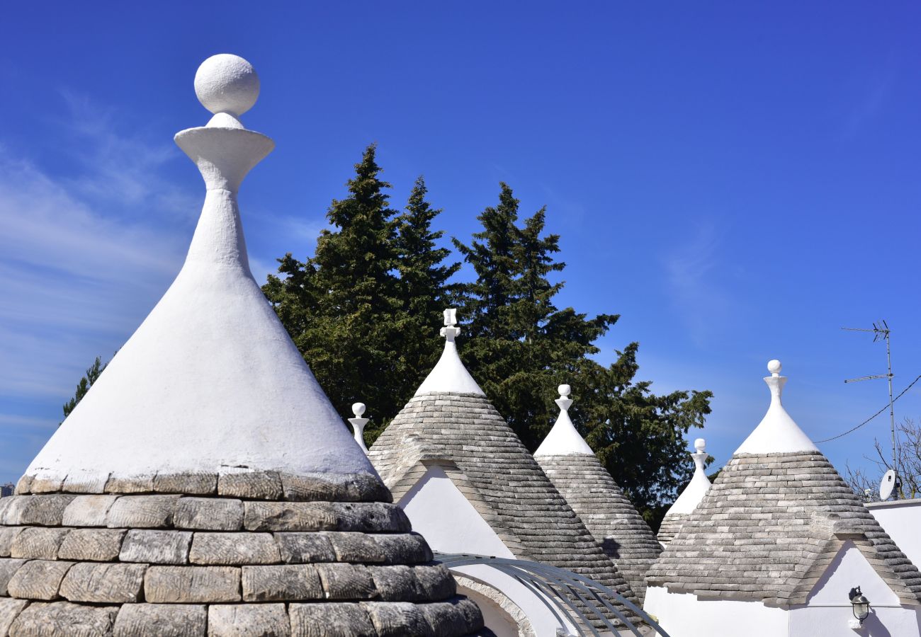 Trullo a Martina Franca - trullo nonna itria by pugliadamare 