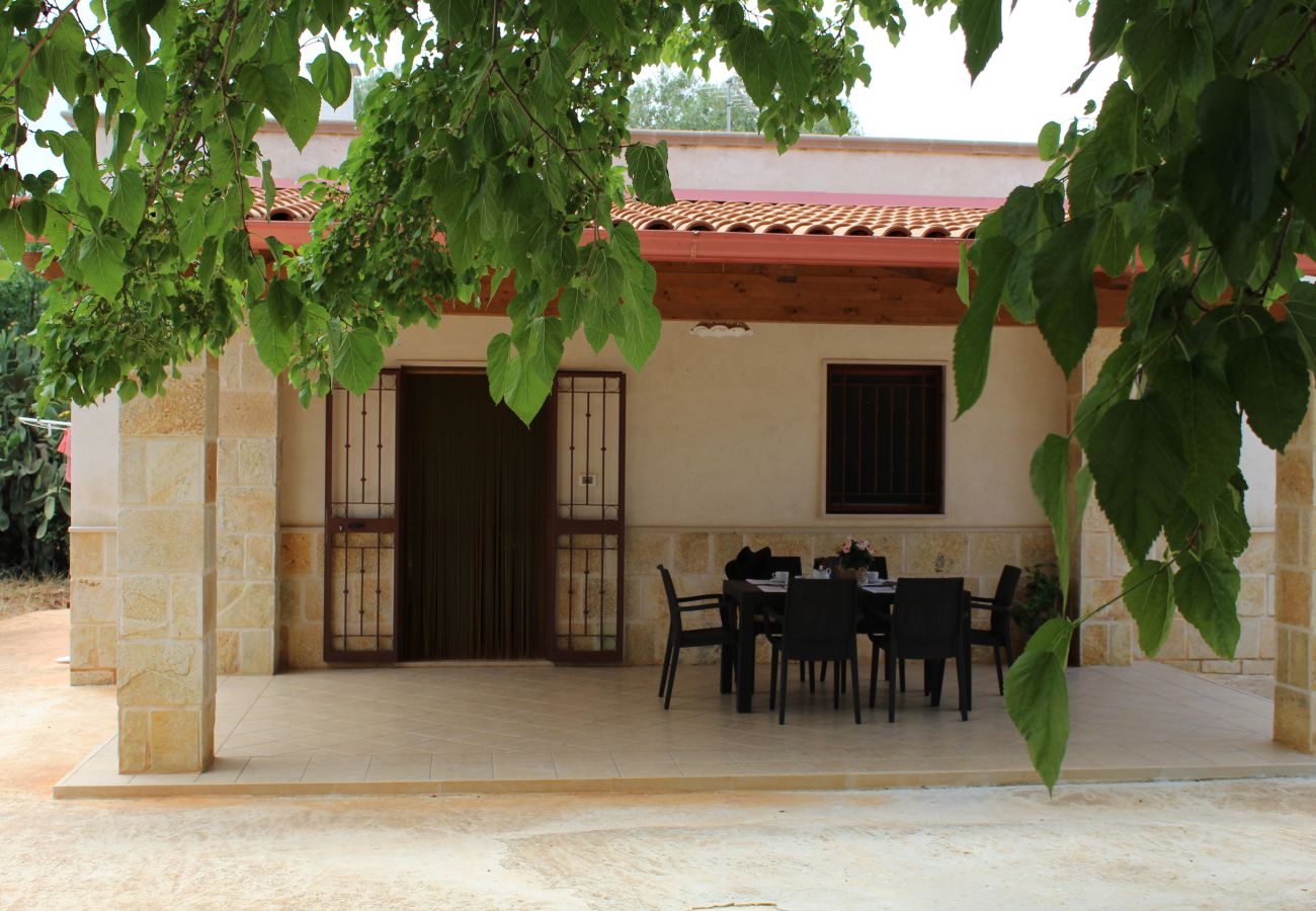 Villa a Ceglie Messapica - Villa Giovita by Pugliadamare