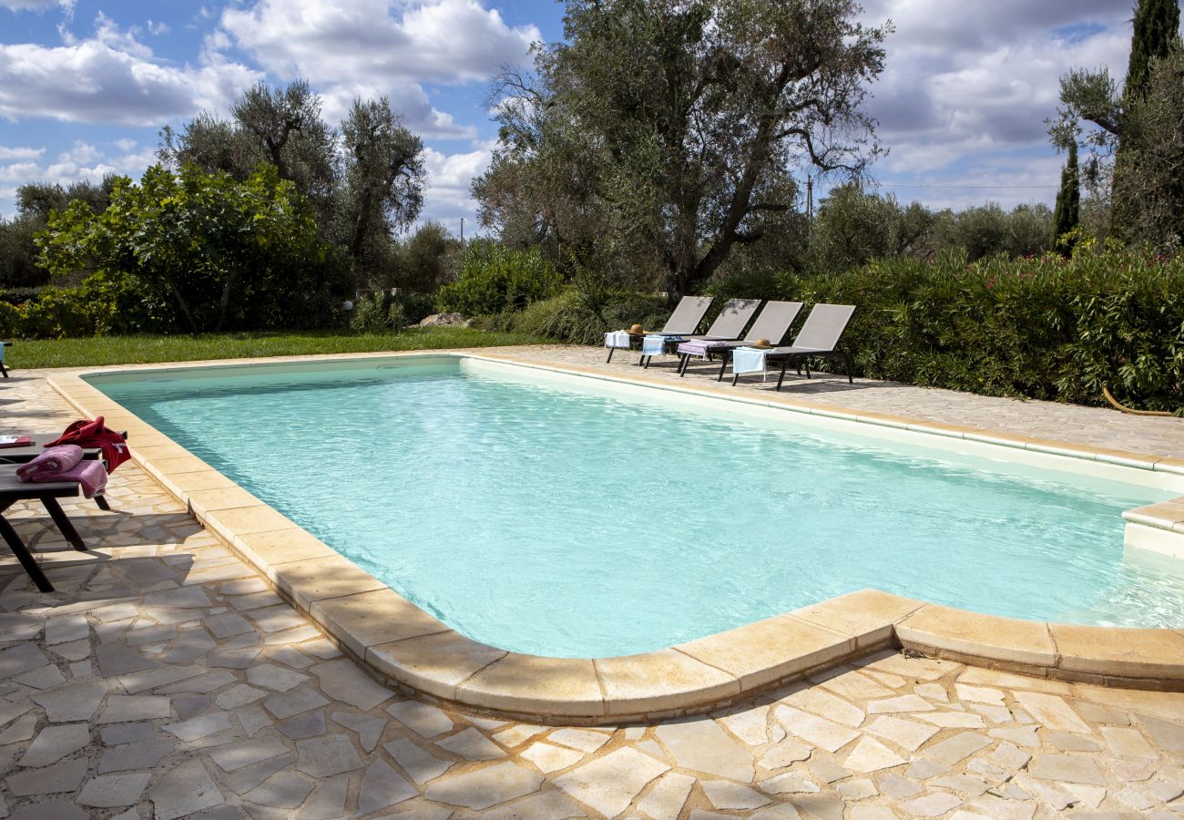 Residence a San Michele Salentino - Casa Lavanda by Pugliadamare