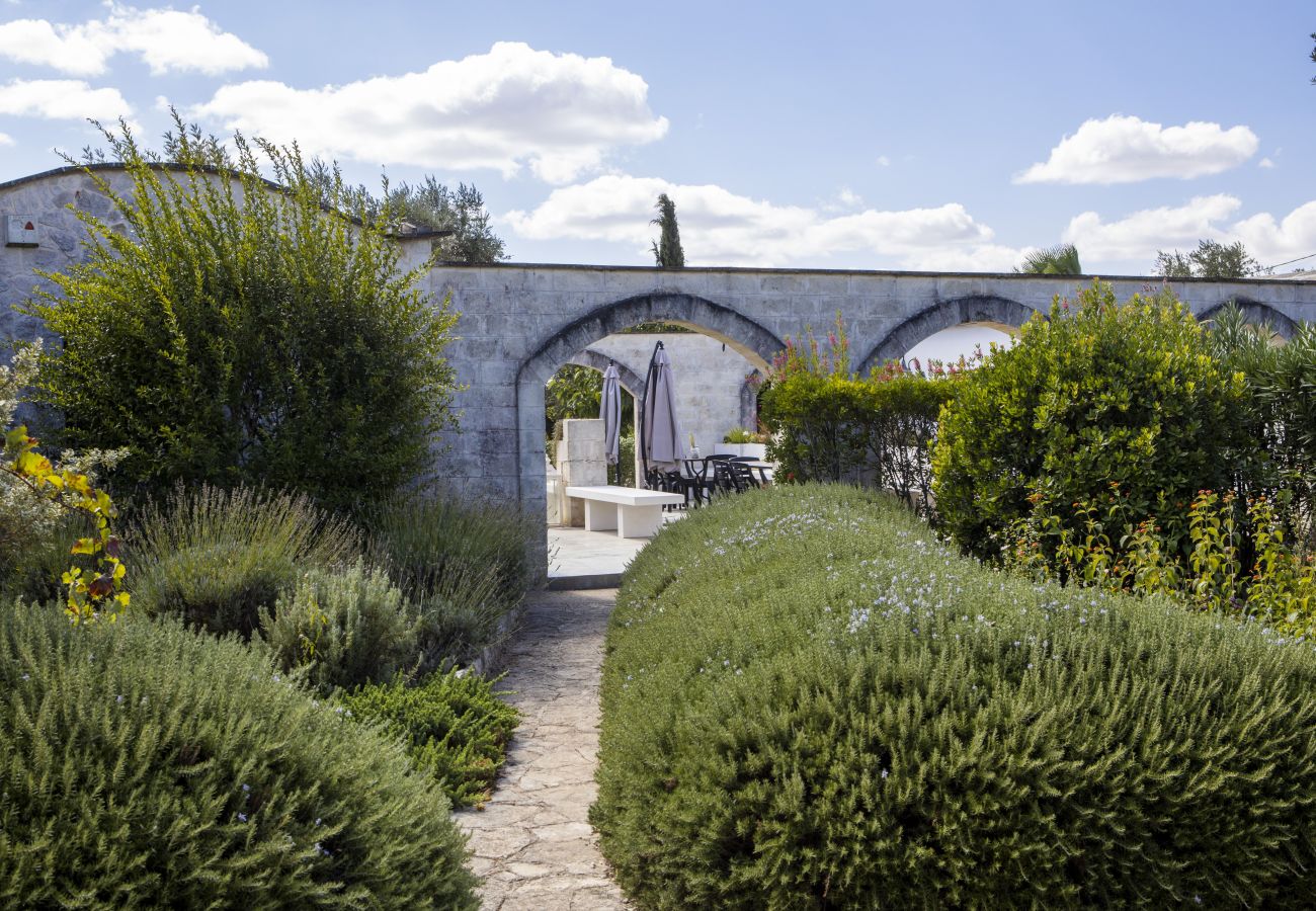 Residence a San Michele Salentino - Casa Lavanda by Pugliadamare