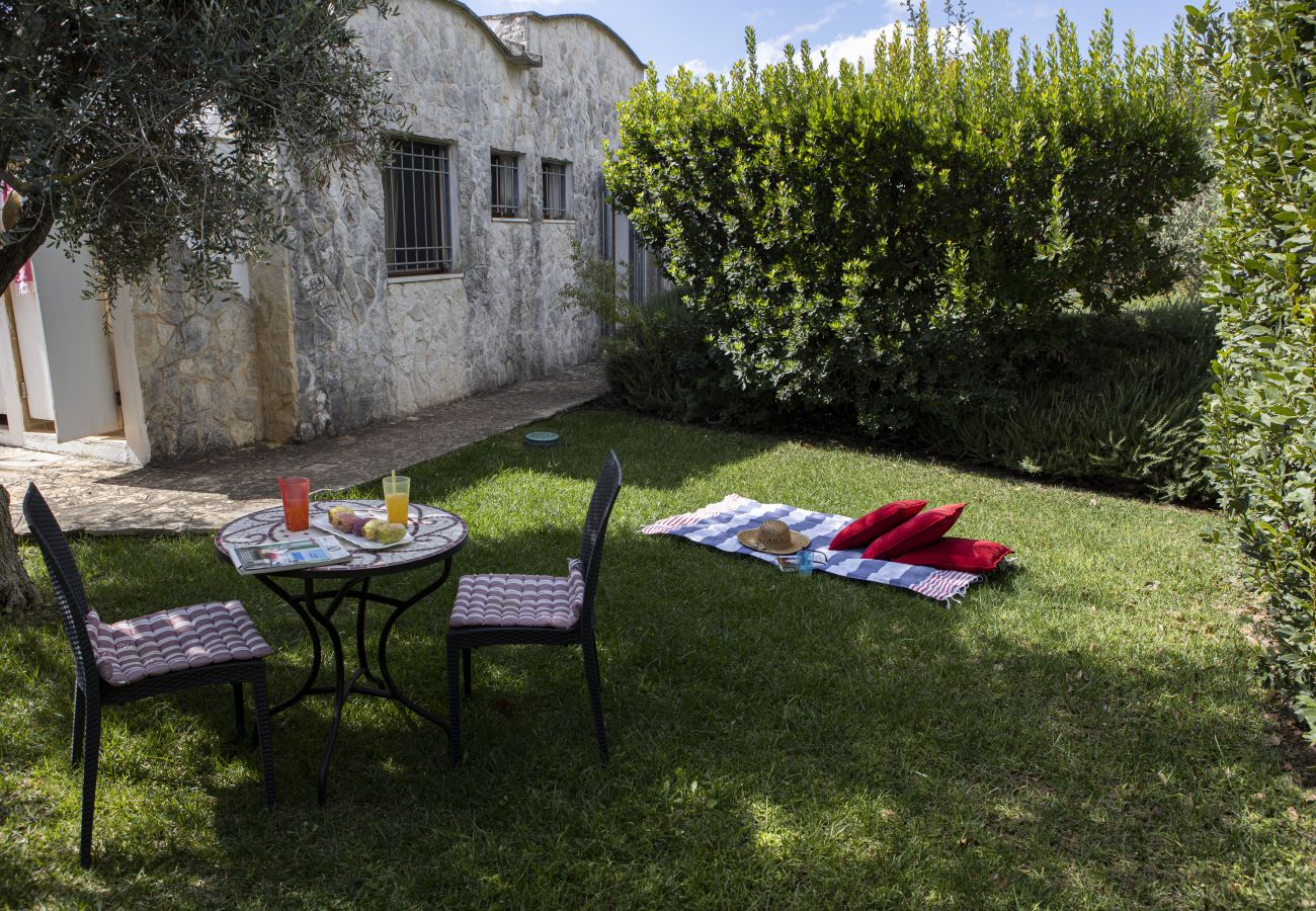 Residence a San Michele Salentino - Casa Lavanda by Pugliadamare