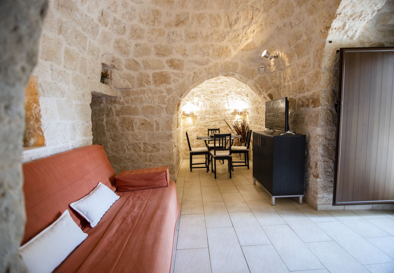 Residence a San Michele Salentino - Trullo Bouganville by Pugliadamare