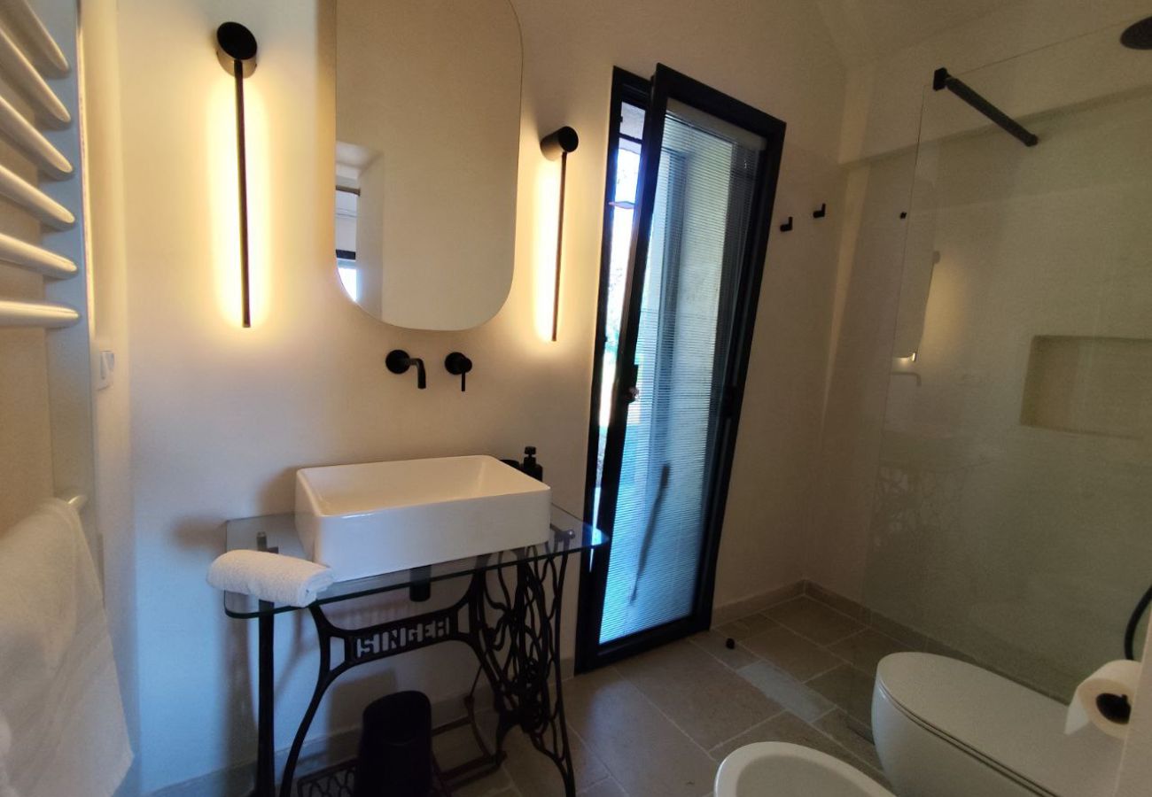 Trullo a Ostuni - Trullo Il fante ilare