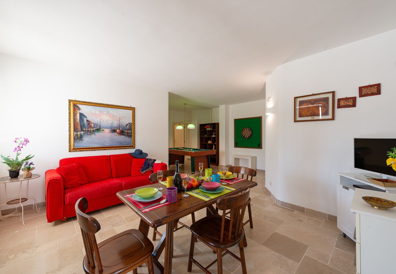 Villa a Martina Franca - Esclusiva Villa Moderna con Piscina e Campo da Tennis – Martina Franca, Valle d’Itria