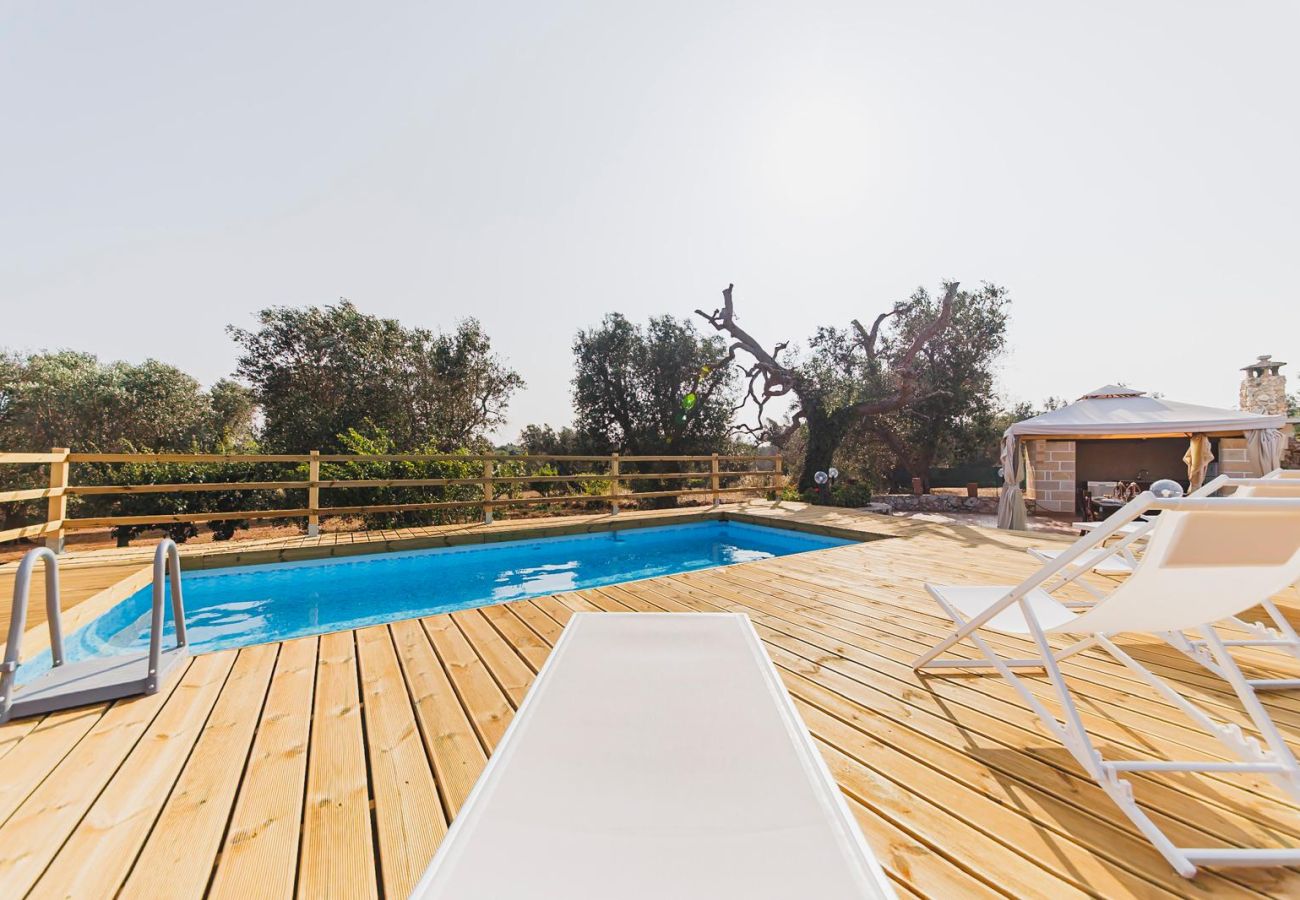 Trullo a Ceglie Messapica - Trullo Isabella by Pugliadamare