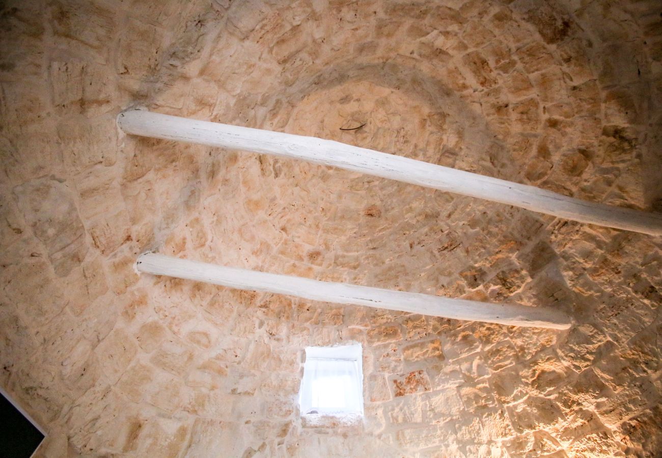 Trullo a Ceglie Messapica - Trullo Cinque Punte