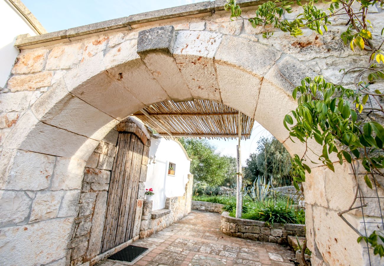 Trullo a Ceglie Messapica - Trullo Cinque Punte