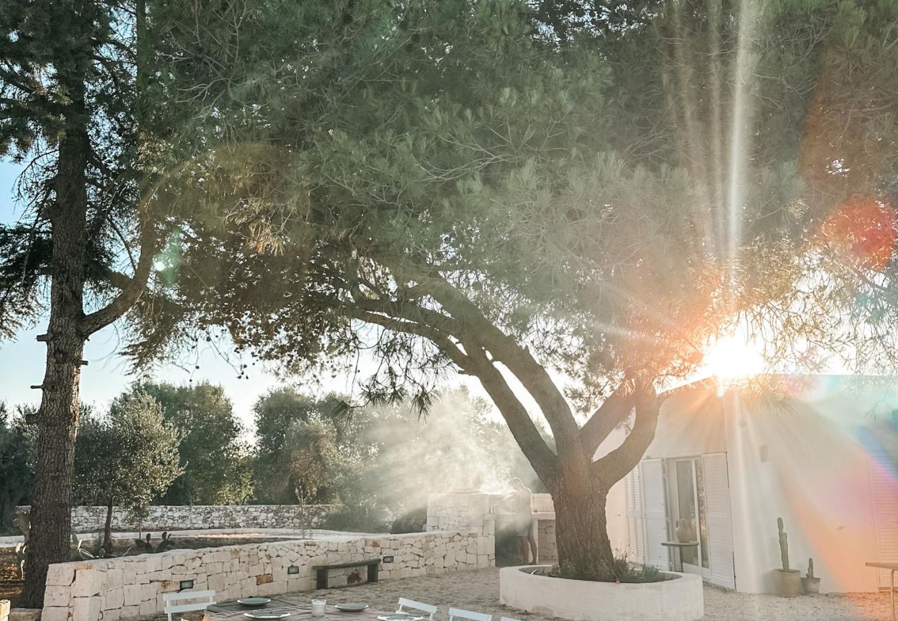Trullo a Ostuni - Villa con Piscina Privata a Ostuni