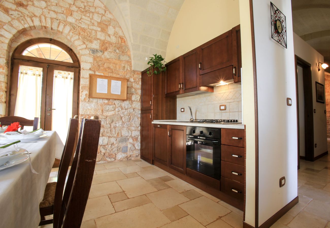 Trullo in San Michele Salentino - Trullo degli ulivi by pugliadamare