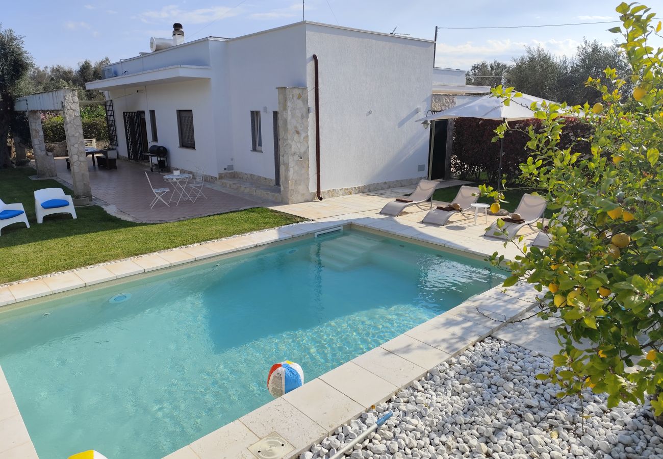 Villa in San Michele Salentino - Ellea by Pugliadamare
