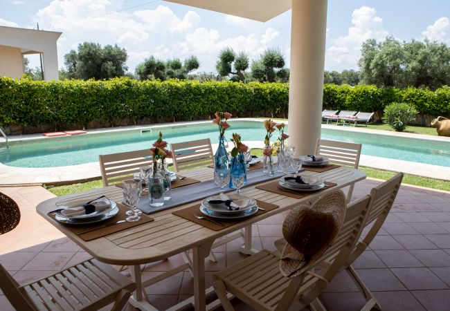 Villa in San Michele Salentino - Villa Ellea by pugliadamare Villa in San Michele Salentino - Villa Ellea by pugliadamare