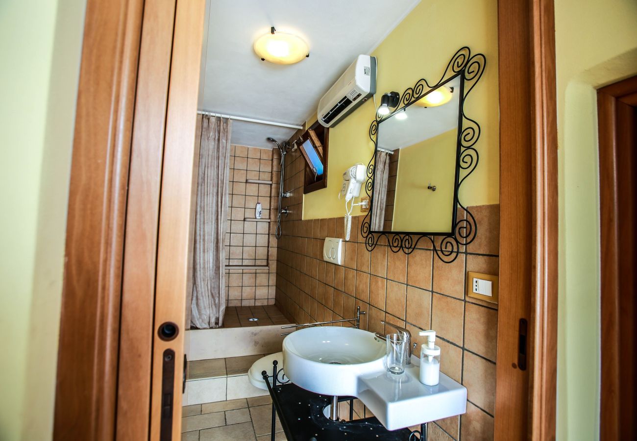 Villa in San Michele Salentino - Villa Ellea by pugliadamare