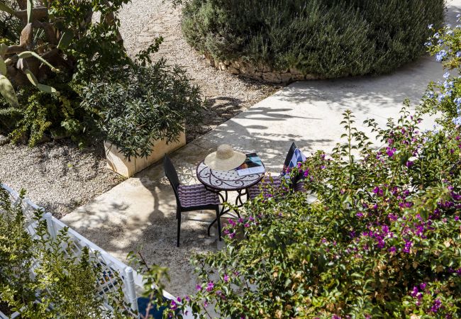 Trullo in San Michele Salentino - Exclusive Salento estate by Pugliadamare Trullo in San Michele Salentino - Exclusive Salento estate by Pugliadamare