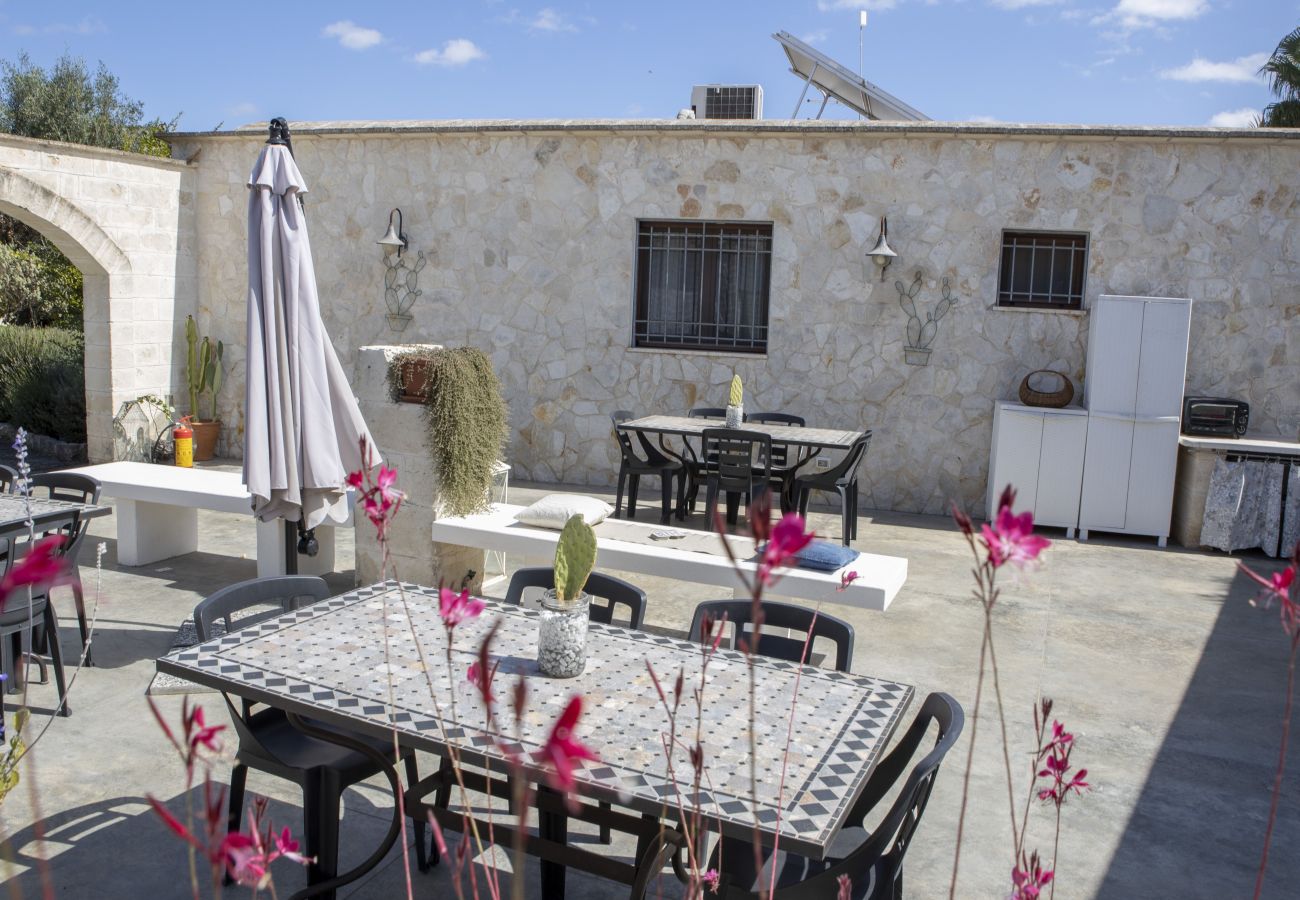 Trullo in San Michele Salentino - Exclusive Salento estate by Pugliadamare