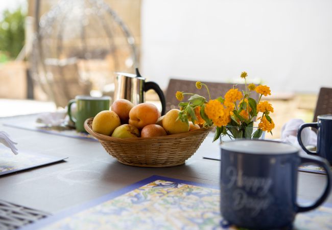 Trullo in Ceglie Messapica - Trullo nonna Netta by pugliadamare Trullo in Ceglie Messapica - Trullo nonna Netta by pugliadamare