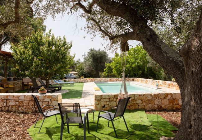 Trullo in Ceglie Messapica - Trullo nonna Netta by pugliadamare Trullo in Ceglie Messapica - Trullo nonna Netta by pugliadamare