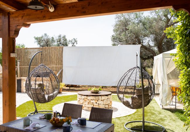 Trullo in Ceglie Messapica - Trullo nonna Netta by pugliadamare Trullo in Ceglie Messapica - Trullo nonna Netta by pugliadamare