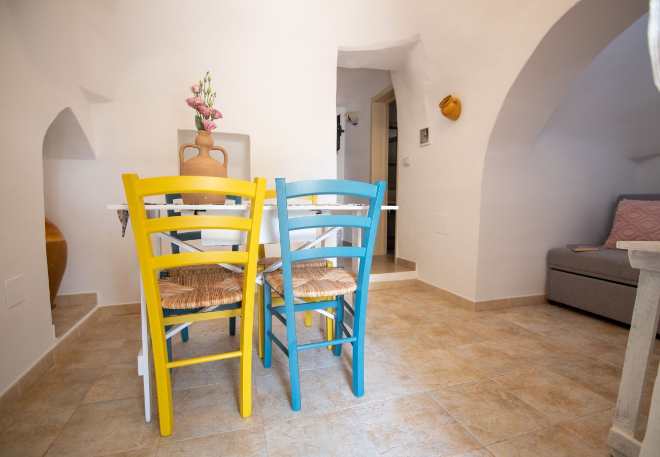Trullo in Ceglie Messapica - Trullo nonna Netta by pugliadamare