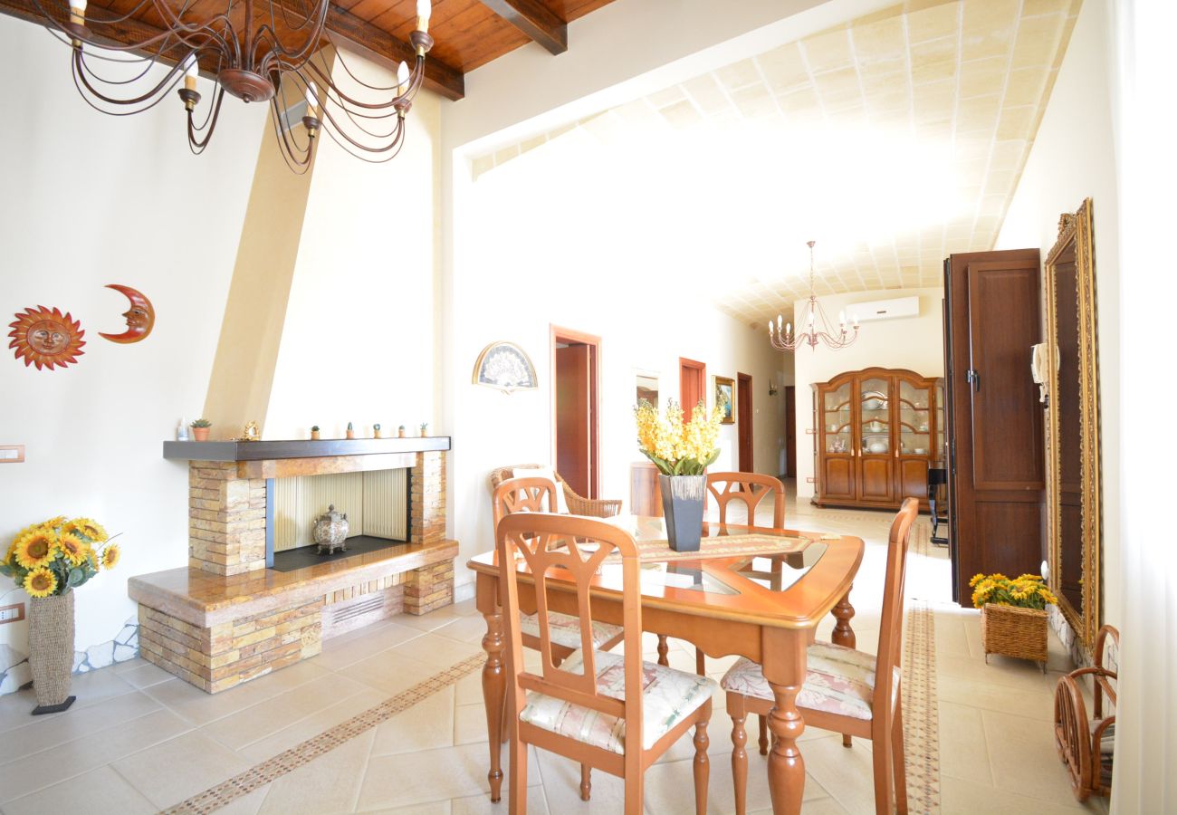 Villa in San Vito dei Normanni - Villa Cavaliere by pugliadamare