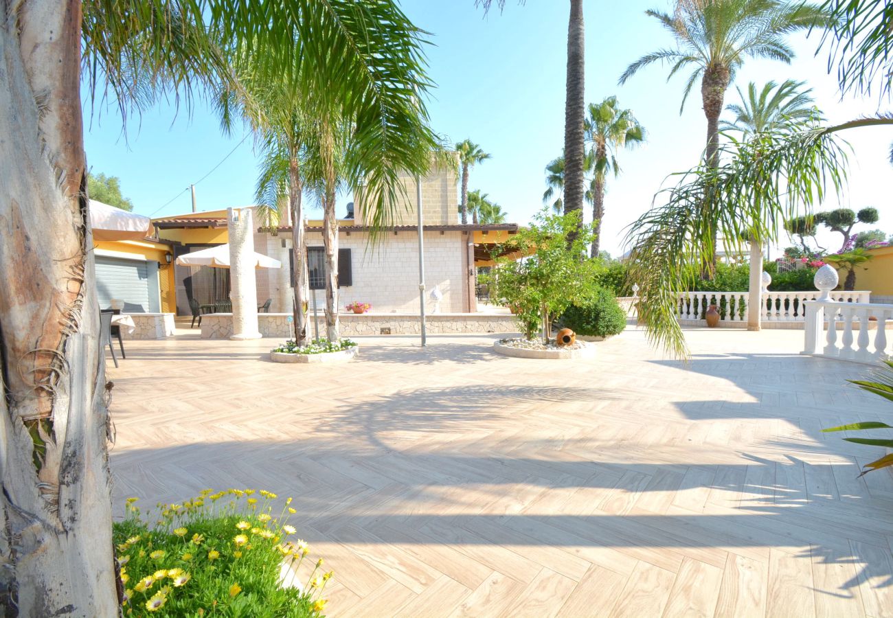 Villa in San Vito dei Normanni - Villa Cavaliere by pugliadamare