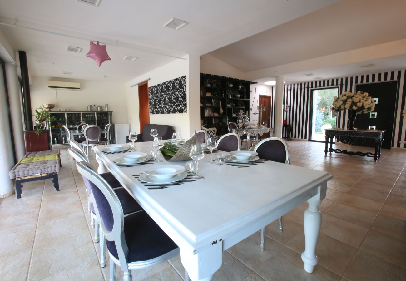 Villa in San Michele Salentino - Villa with park and swimming pool by Pugliadamare