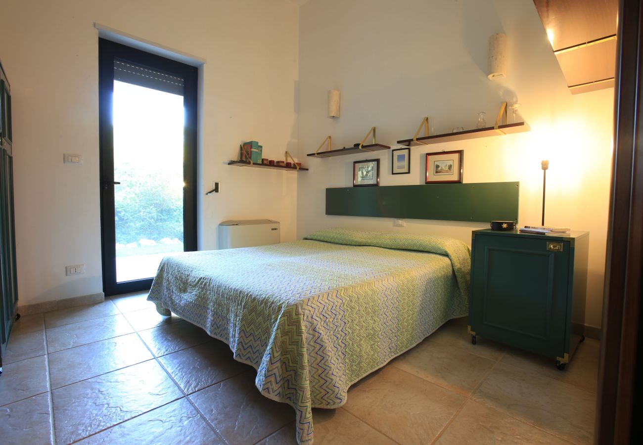 Villa in San Michele Salentino - Villa with park and swimming pool by Pugliadamare