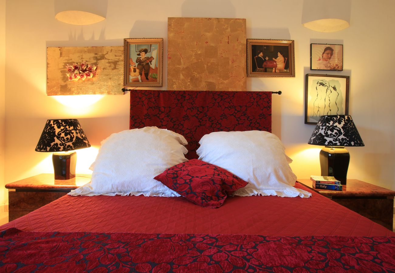 Villa in San Michele Salentino - Villa with park and swimming pool by Pugliadamare
