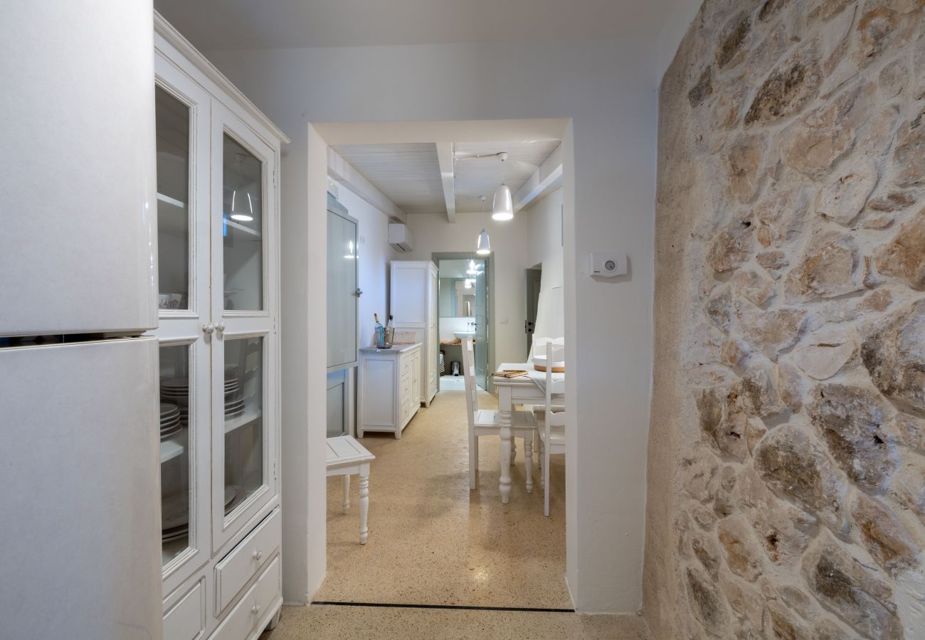 Trullo in Francavilla Fontana - Trulli Margherita by Pugliadamare