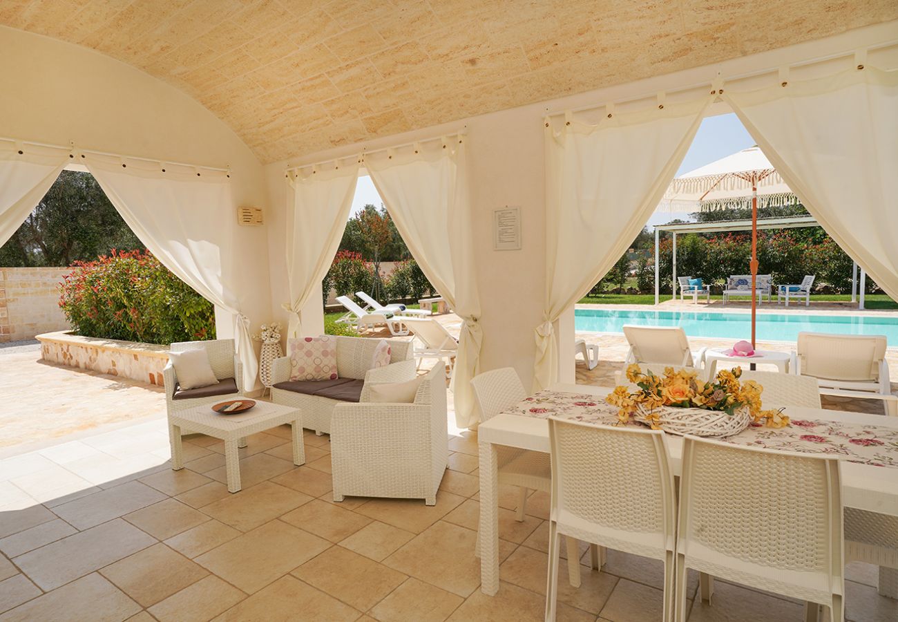 Trullo in San Michele Salentino - trullo lantane by Pugliadamre