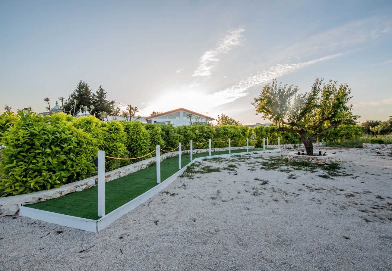 Trullo in Martina Franca - trullo nonna itria by pugliadamare 