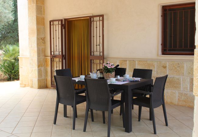 Villa in Ceglie Messapica - Villa Giovita by Pugliadamare Villa in Ceglie Messapica - Villa Giovita by Pugliadamare