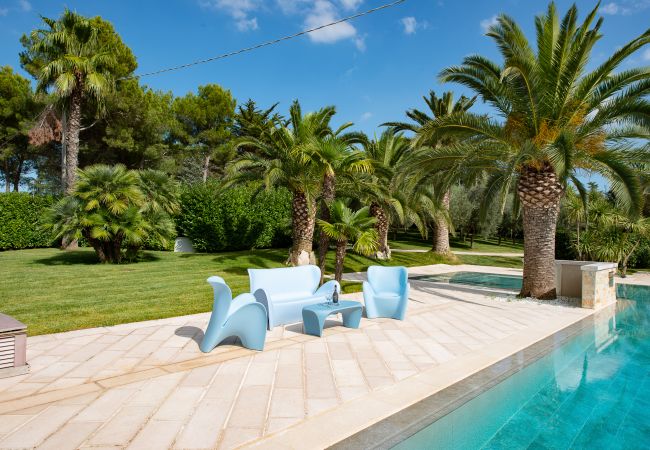 Villa in Martina Franca - Exclusive Modern Villa with Pool and Tennis Court – Martina Franca, Valle d’Itria Villa in Martina Franca - Exclusive Modern Villa with Pool and Tennis Court – Martina Franca, Valle d’Itria