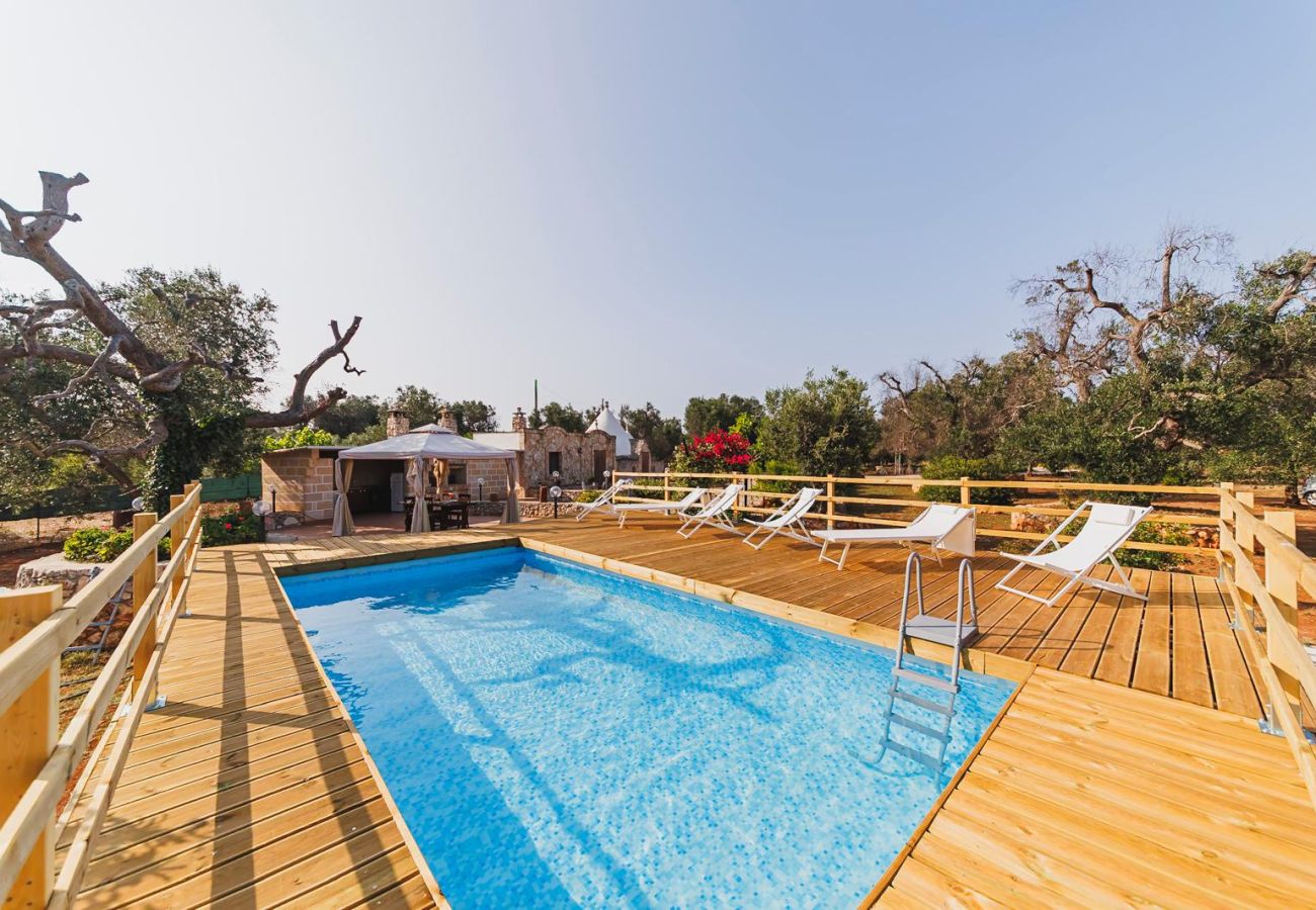 Trullo in Ceglie Messapica - Trullo Isabella by Pugliadamare